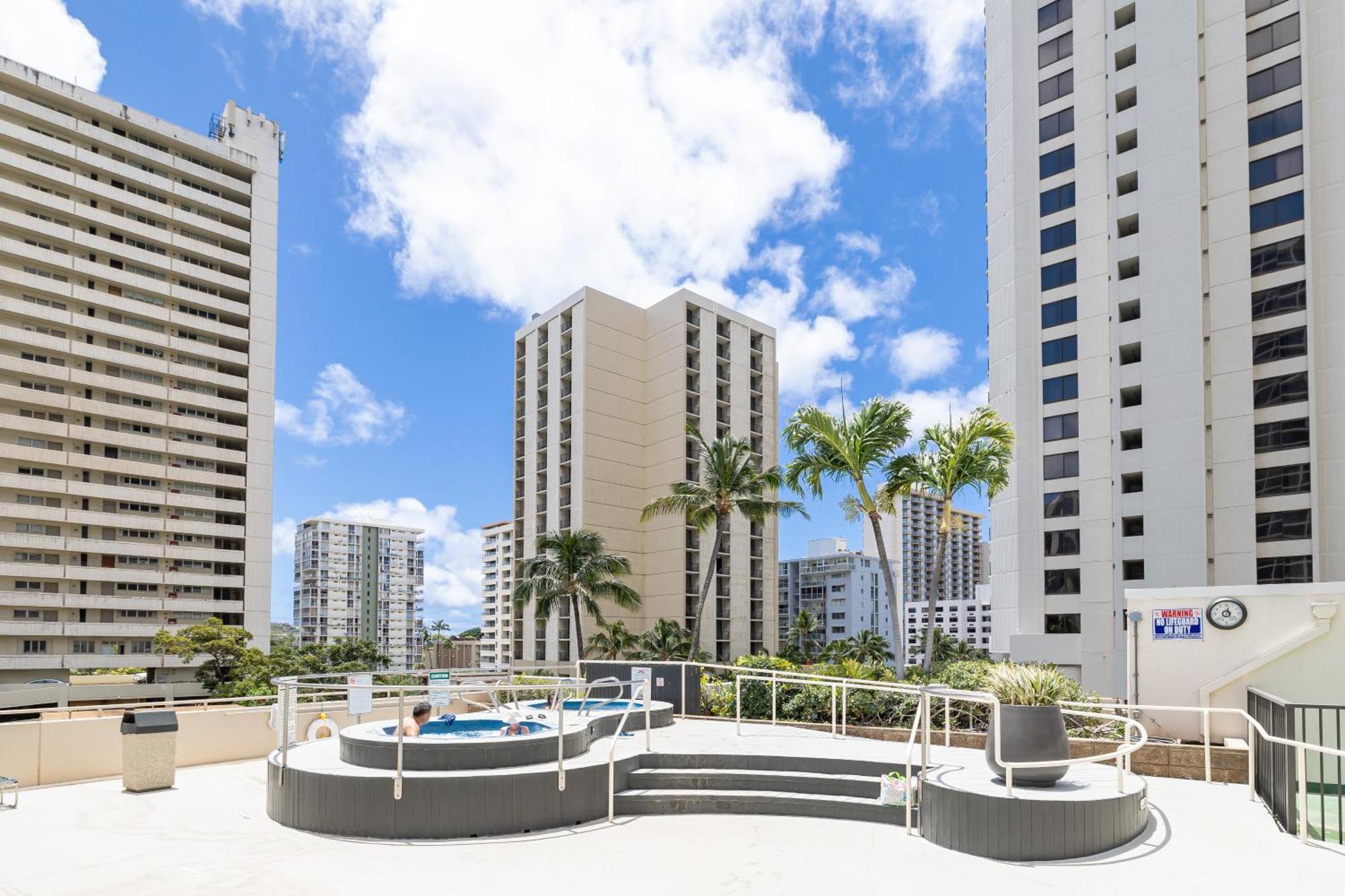 Mountain View Condo W/ King-Size Bed, Free Parking Honolulu Buitenkant foto