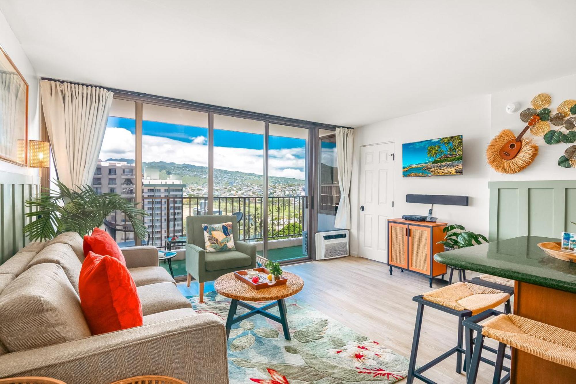 Mountain View Condo W/ King-Size Bed, Free Parking Honolulu Buitenkant foto