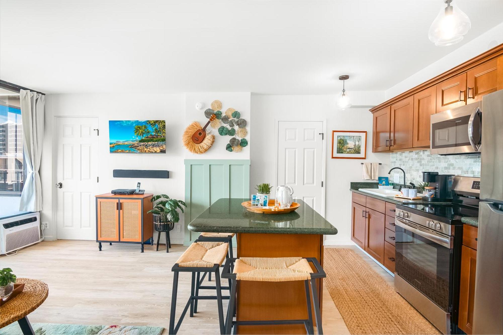 Mountain View Condo W/ King-Size Bed, Free Parking Honolulu Buitenkant foto
