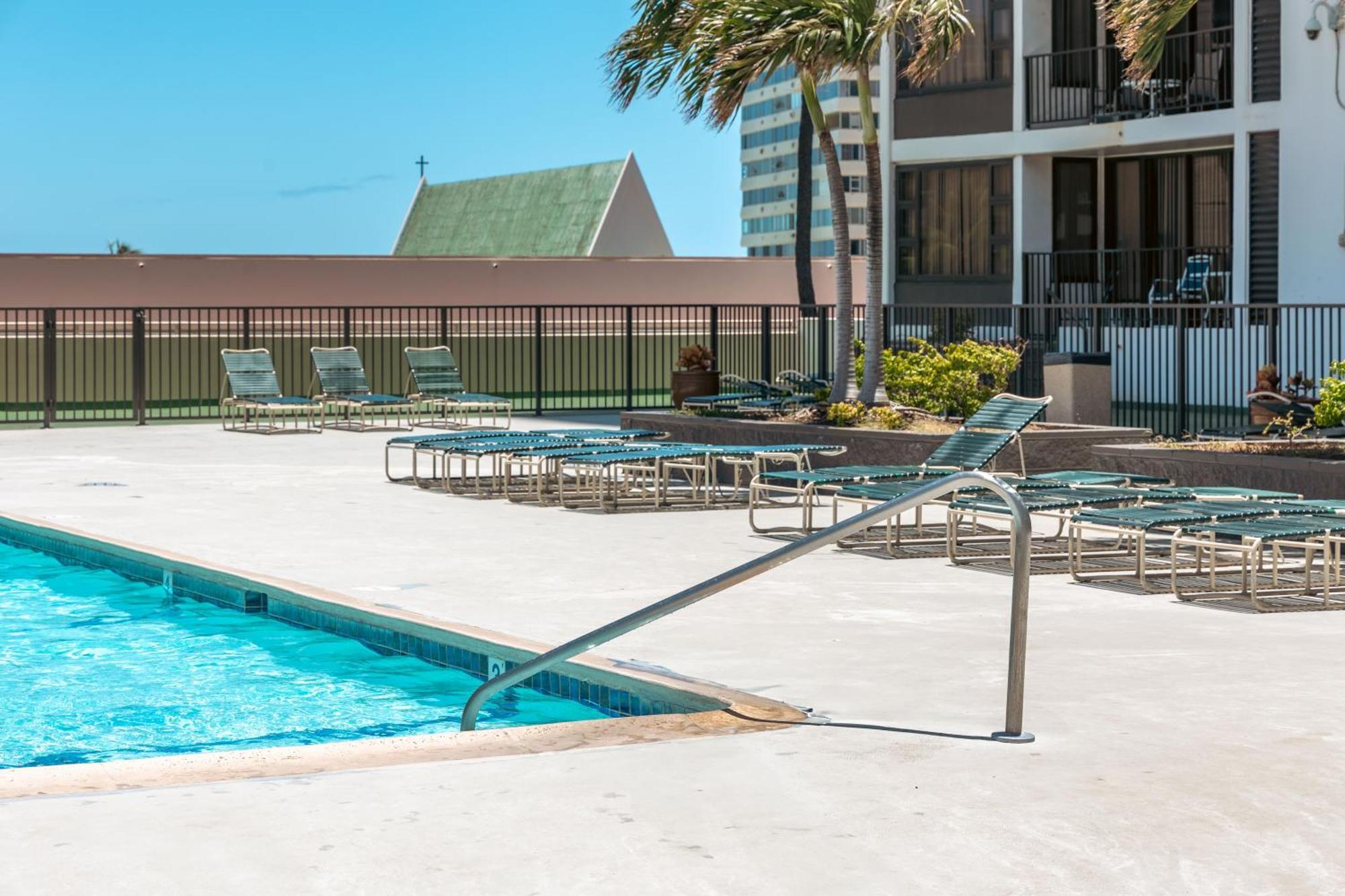 Mountain View Condo W/ King-Size Bed, Free Parking Honolulu Buitenkant foto